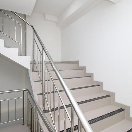 Reddoorz Plus @ Terban Residence يوغياكارتا المظهر الخارجي الصورة