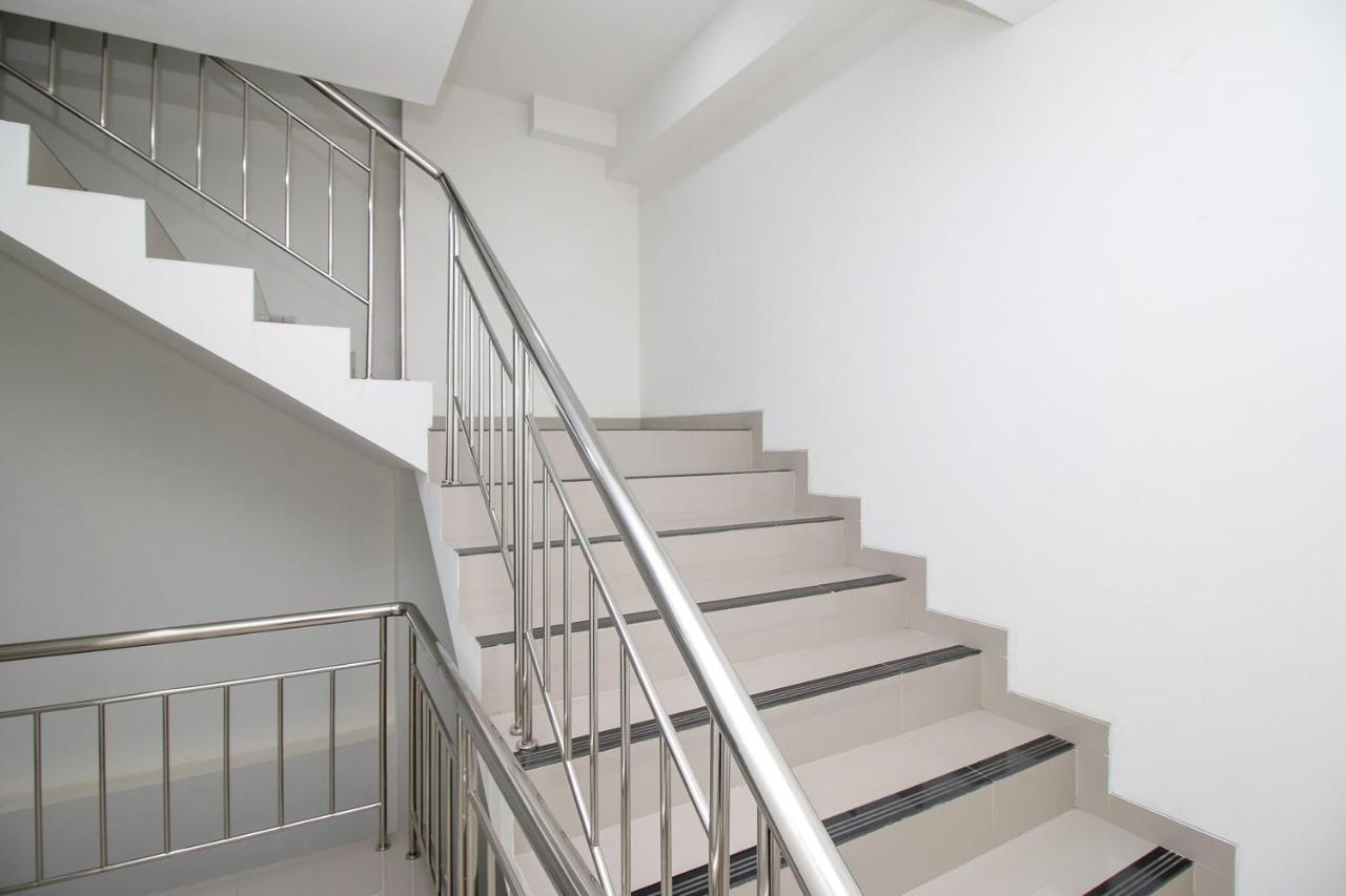 Reddoorz Plus @ Terban Residence يوغياكارتا المظهر الخارجي الصورة