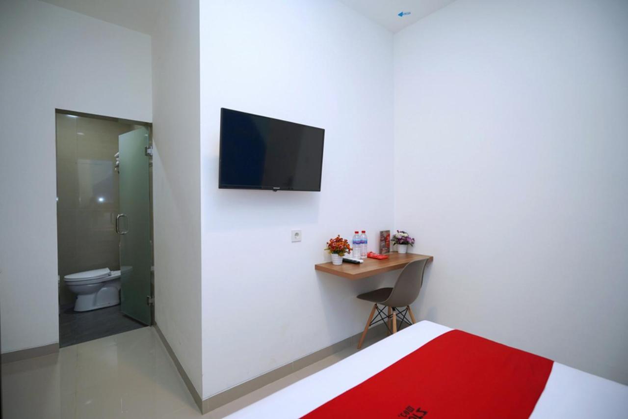 Reddoorz Plus @ Terban Residence يوغياكارتا المظهر الخارجي الصورة