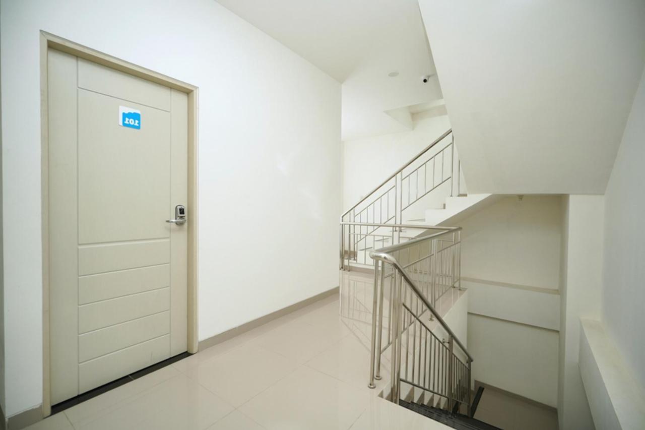 Reddoorz Plus @ Terban Residence يوغياكارتا المظهر الخارجي الصورة